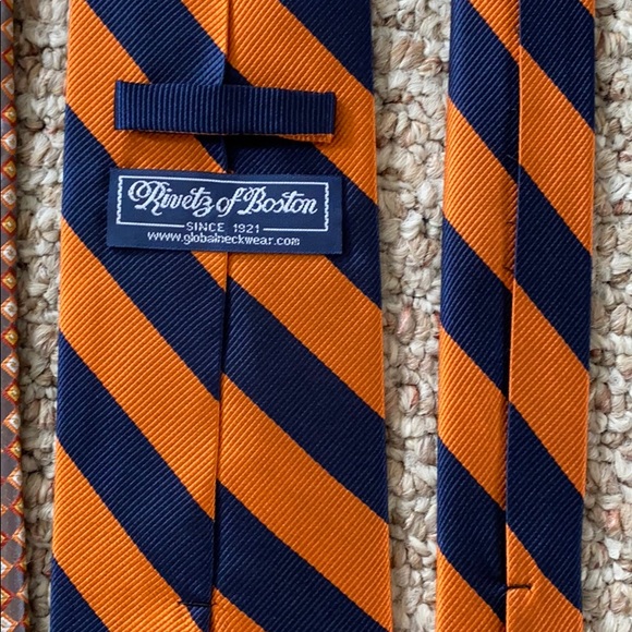 Lot of 6 orange ties with pocket square. Like new. - Picture 5 of 8